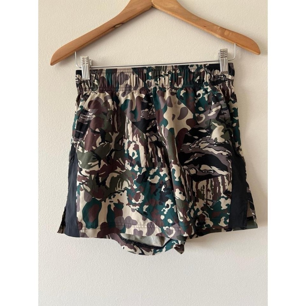 Gymshark Sport Shorts Camo Size Small